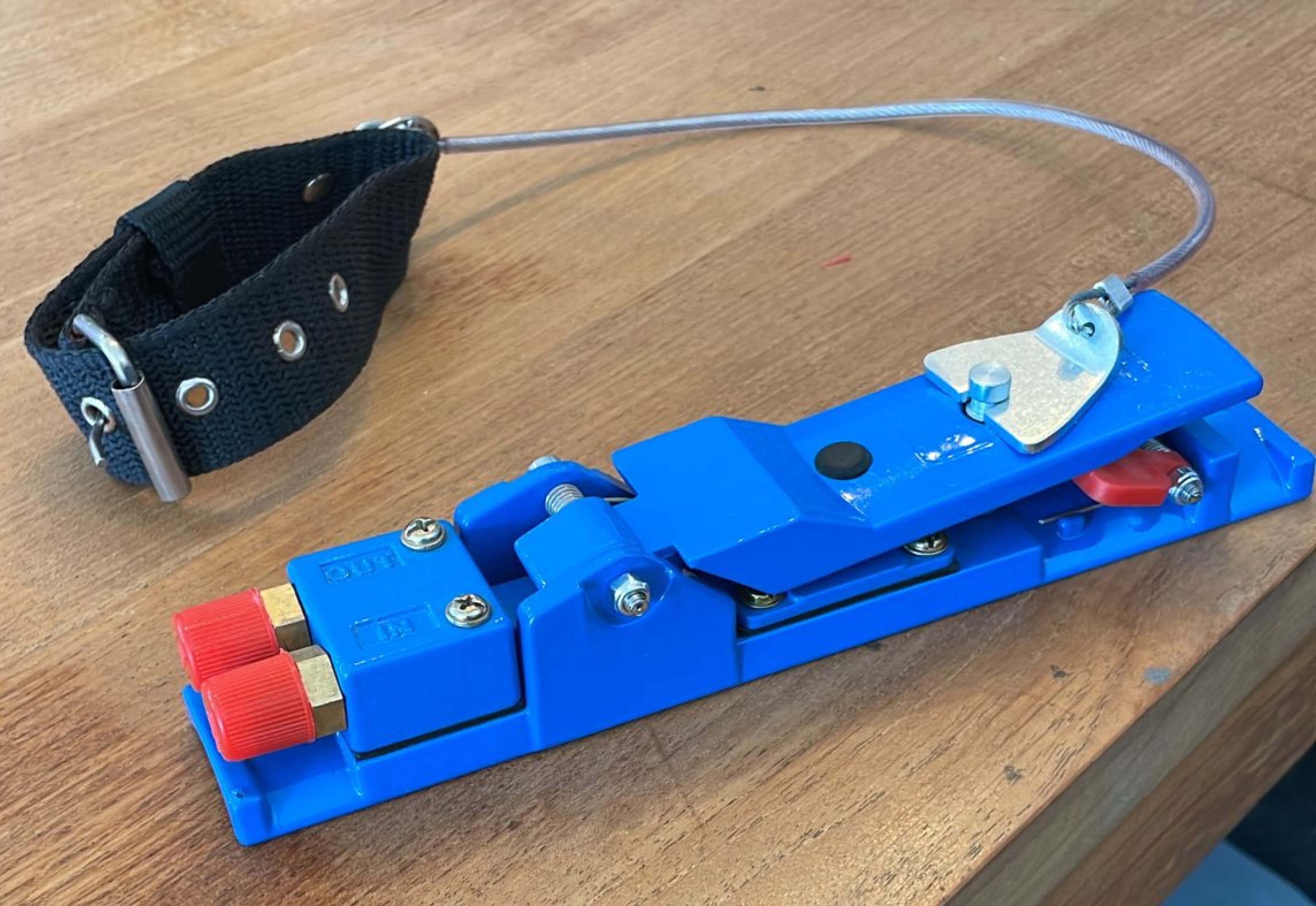 DMH With Safety cord wrist band - Image 1
